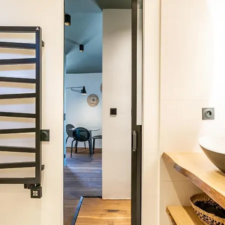 Apartment In St Raph